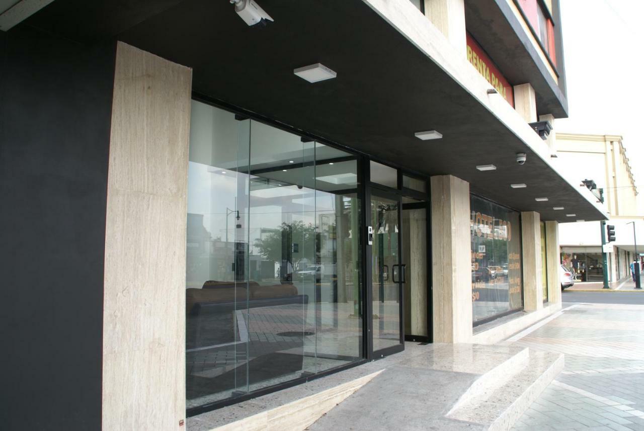Booking 500 Monterrey Exterior photo