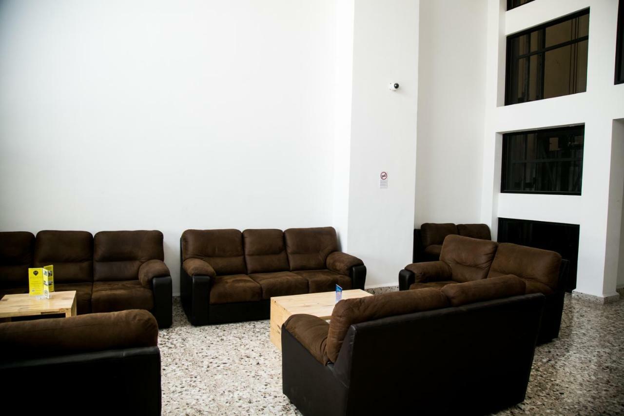 Booking 500 Monterrey Exterior photo