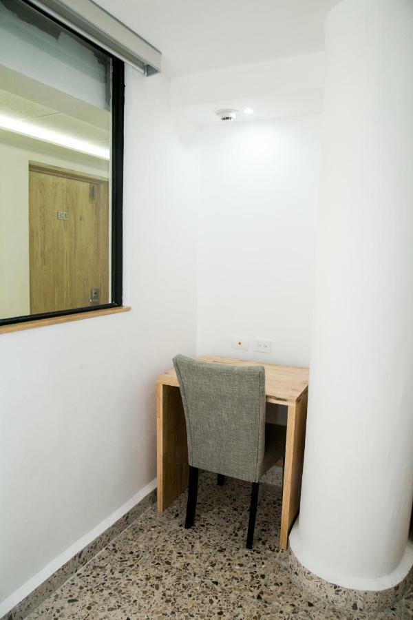 Booking 500 Monterrey Exterior photo