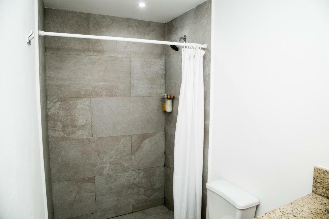 Booking 500 Monterrey Exterior photo
