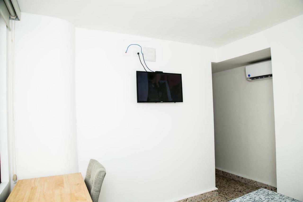 Booking 500 Monterrey Exterior photo