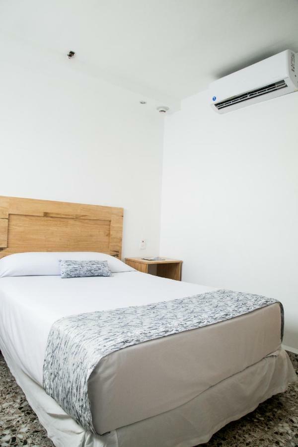 Booking 500 Monterrey Exterior photo