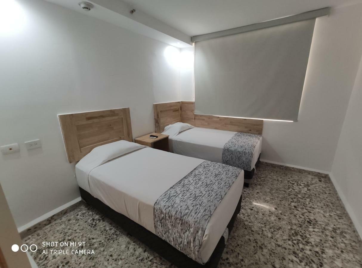 Booking 500 Monterrey Exterior photo
